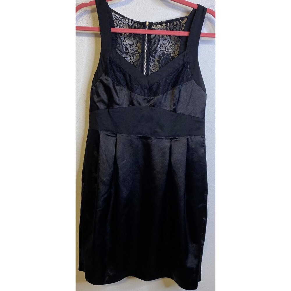 Walter By Walter Baker Black Sleeveless V-Neck Mini Dress Junior Large Lace